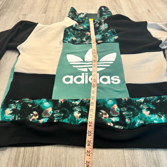 Teal Adidas one of a kind reworked sweatshirt 3/4 zip sweatshirt - Picture 7 of 8